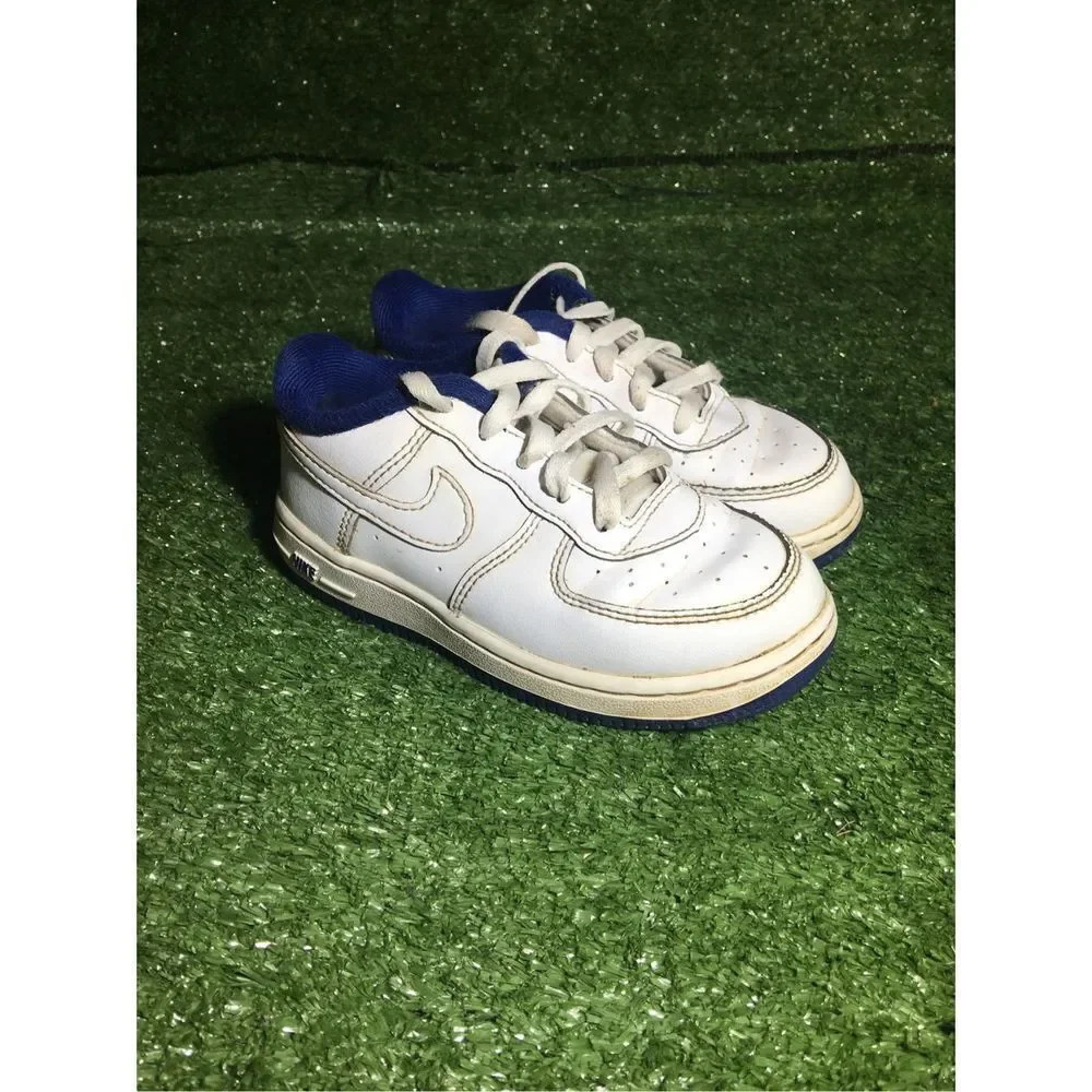 Kids/toddlers Airforces size 9c Nike white/blue leather back to school bts play